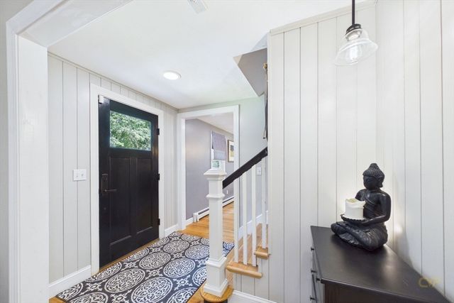 281 Neck Rd, Rochester, MA 02770