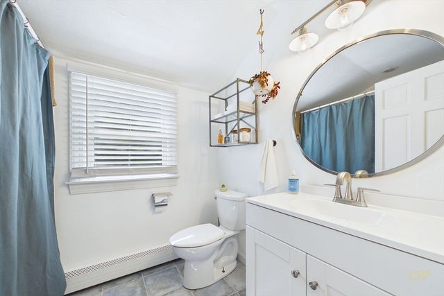 281 Neck Rd, Rochester, MA 02770