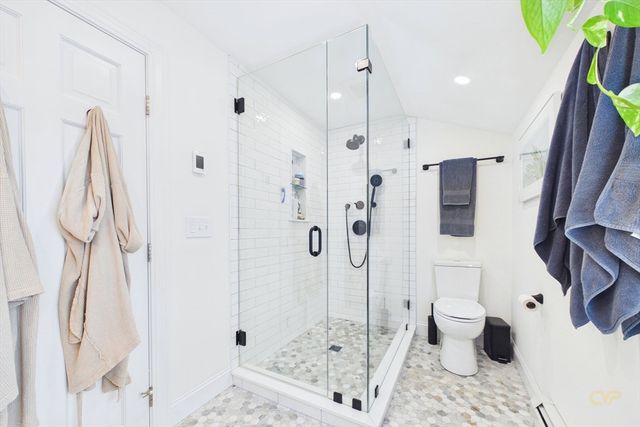 281 Neck Rd, Rochester, MA 02770