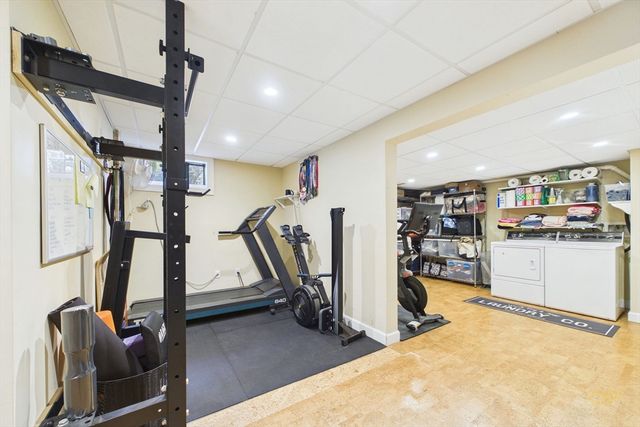 281 Neck Rd, Rochester, MA 02770