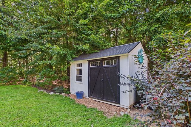 281 Neck Rd, Rochester, MA 02770