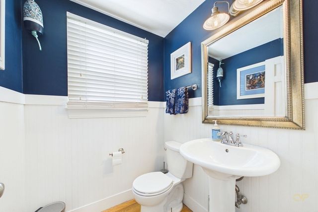 281 Neck Rd, Rochester, MA 02770