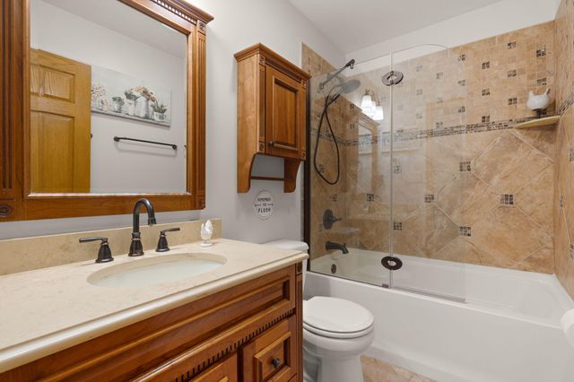120 W 850 N, Valparaiso, IN 46385