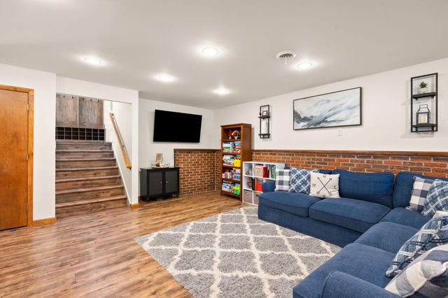 120 W 850 N, Valparaiso, IN 46385