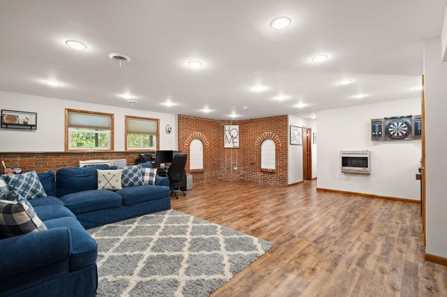 120 W 850 N, Valparaiso, IN 46385