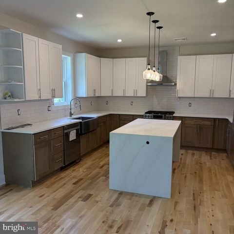 307 WASHINGTON CROSSING PENNINGTON RD, Titusville, NJ 08560