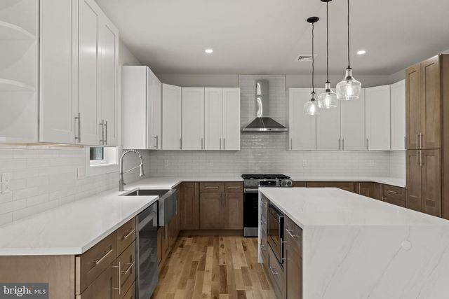 307 WASHINGTON CROSSING PENNINGTON RD, Titusville, NJ 08560
