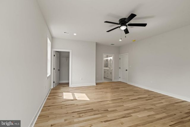 307 WASHINGTON CROSSING PENNINGTON RD, Titusville, NJ 08560