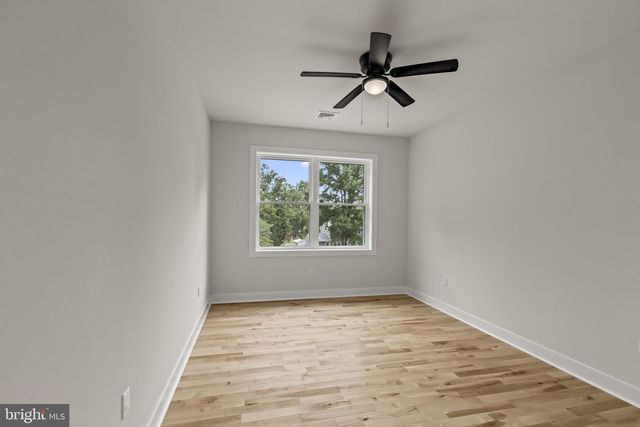 307 WASHINGTON CROSSING PENNINGTON RD, Titusville, NJ 08560