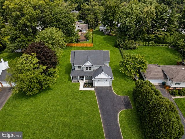 307 WASHINGTON CROSSING PENNINGTON RD, Titusville, NJ 08560