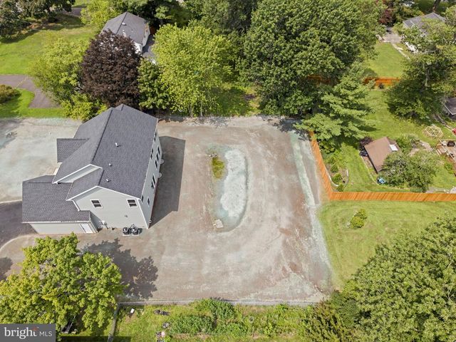 307 WASHINGTON CROSSING PENNINGTON RD, Titusville, NJ 08560