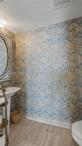 1300 Brickell Bay Dr 3102, Miami, FL 33131