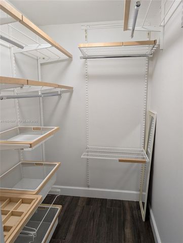 6061 Collins Ave 4E, Miami Beach, FL 33140