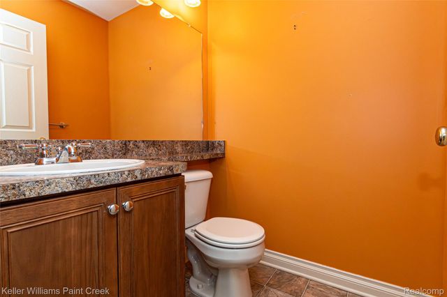 49675 Sable Creek Drive 30, Macomb Township, MI 48042