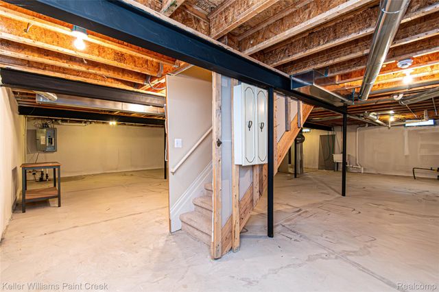 49675 Sable Creek Drive 30, Macomb Township, MI 48042