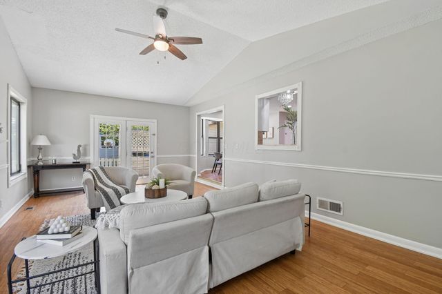 4150 Eagle Head Drive, Columbus, OH 43230