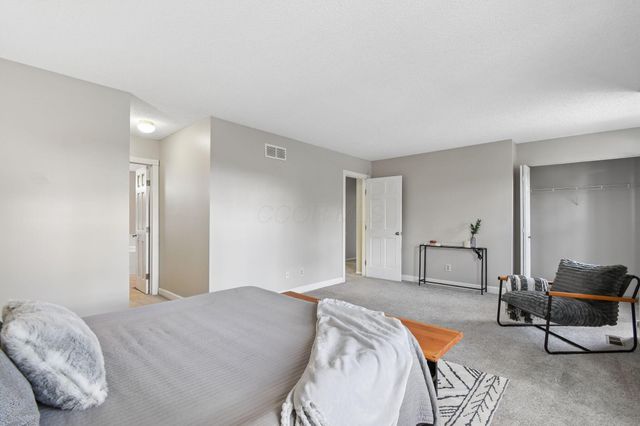 4150 Eagle Head Drive, Columbus, OH 43230