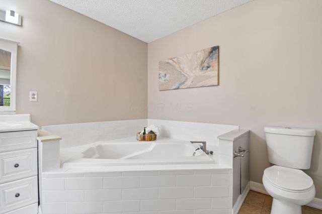 4150 Eagle Head Drive, Columbus, OH 43230