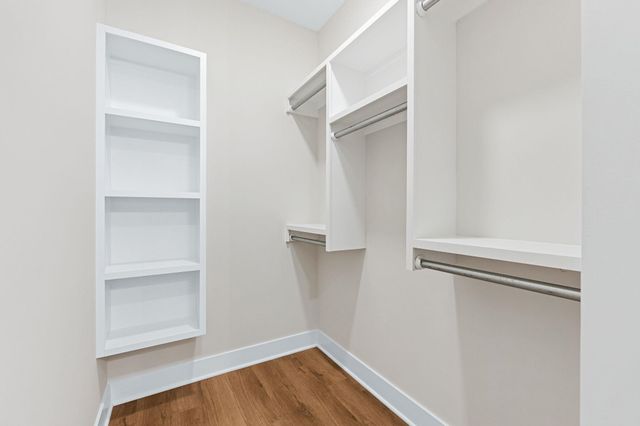 506 E Harper St, Valley Center, KS 67147