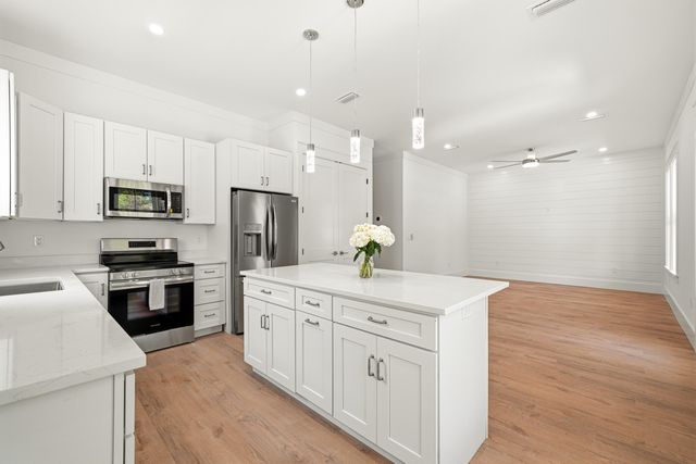 132 S 4th Street, Santa Rosa Beach, FL 32459