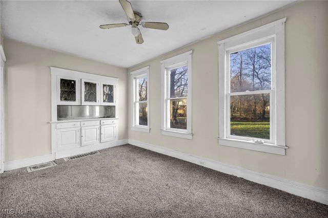 8110 Melrose Avenue, Cleveland, OH 44103