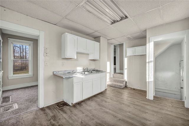 8110 Melrose Avenue, Cleveland, OH 44103