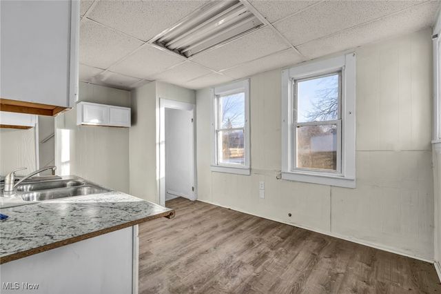 8110 Melrose Avenue, Cleveland, OH 44103