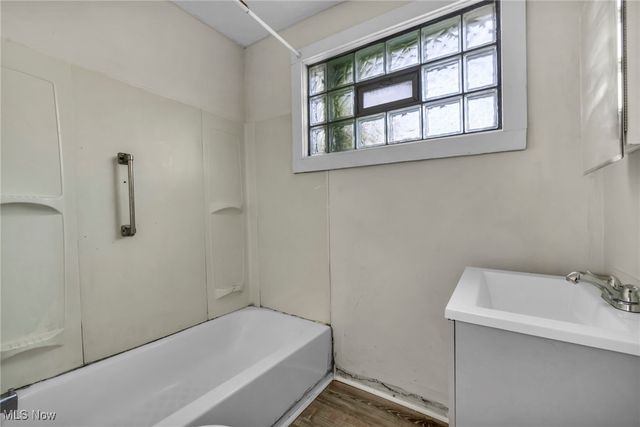 8110 Melrose Avenue, Cleveland, OH 44103