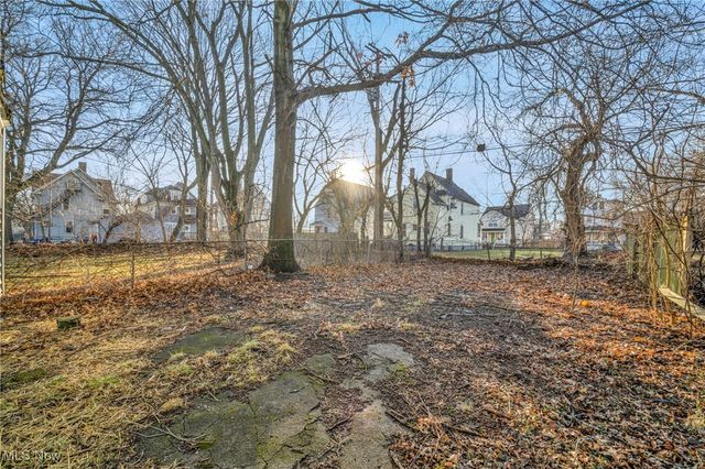 8110 Melrose Avenue, Cleveland, OH 44103