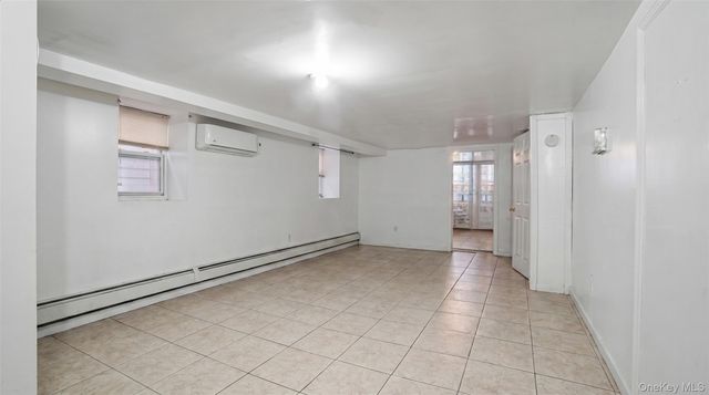 937 E 225th Street, Bronx, NY 10466