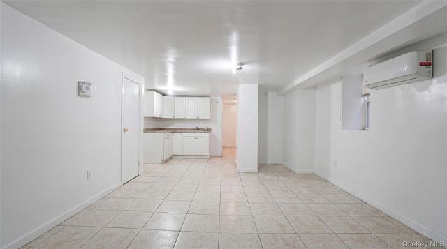 937 E 225th Street, Bronx, NY 10466