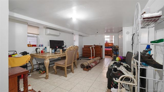 937 E 225th Street, Bronx, NY 10466