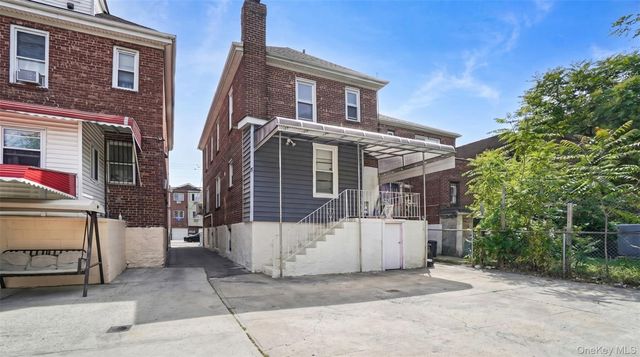 937 E 225th Street, Bronx, NY 10466