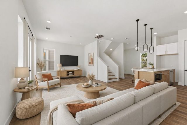 1804 Del Norte Street E, Houston, TX 77018