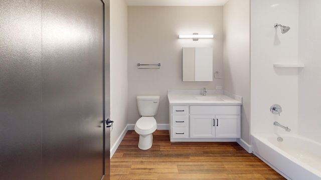 40 DuPage Court 503, Elgin, IL 60120