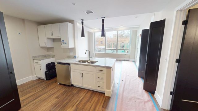 40 DuPage Court 503, Elgin, IL 60120