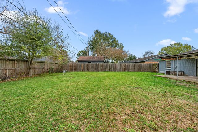 601 Arbor Drive, Deer Park, TX 77536