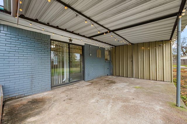 601 Arbor Drive, Deer Park, TX 77536