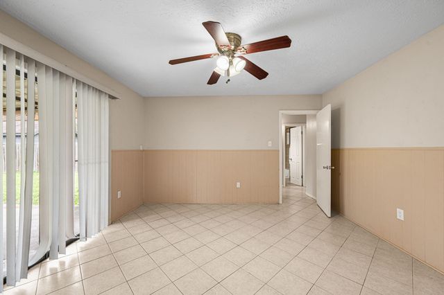 601 Arbor Drive, Deer Park, TX 77536