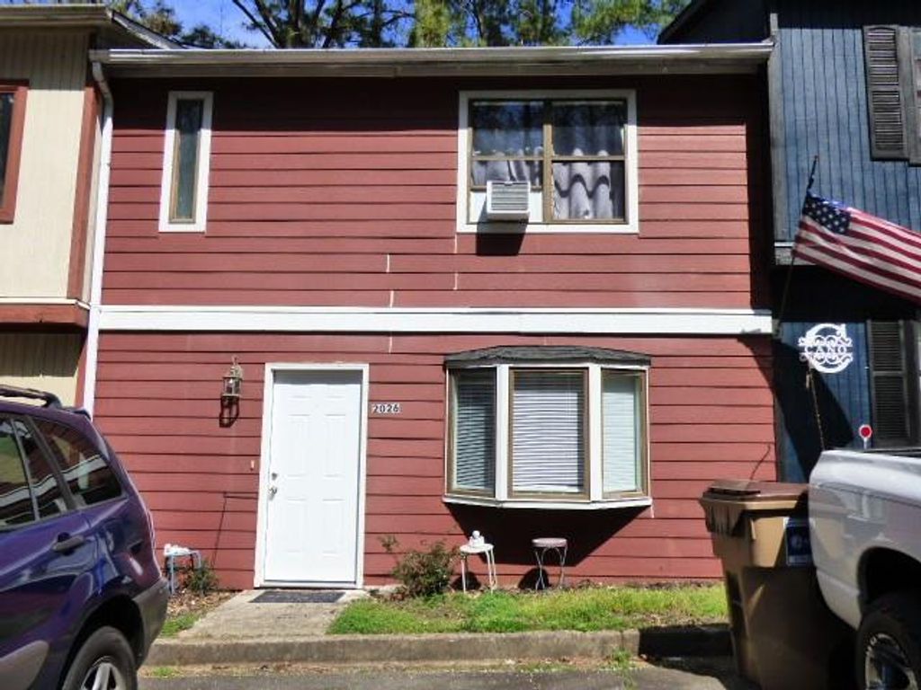 Image 1 of property listing at 2026 Drennon Avenue, Austell, GA 30106
