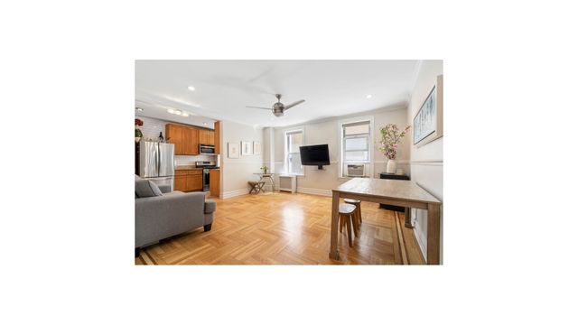 811 WALTON Avenue D5, New York City, NY 10451