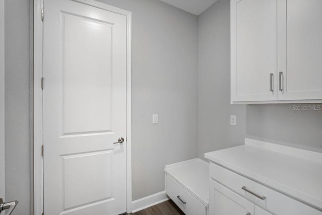 1572 TRAILHEAD LANE, Zephyrhills, FL 33541