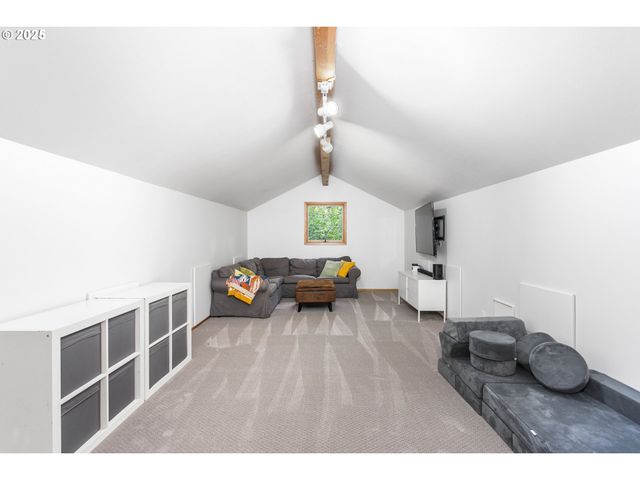 12370 Sw WHEATLAND Dr, Sherwood, OR 97140