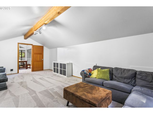 12370 Sw WHEATLAND Dr, Sherwood, OR 97140