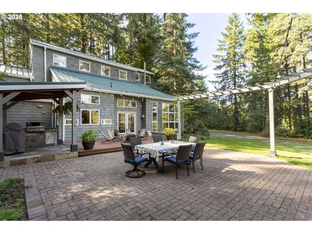 12370 Sw WHEATLAND Dr, Sherwood, OR 97140