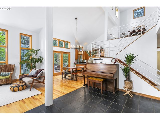 12370 Sw WHEATLAND Dr, Sherwood, OR 97140