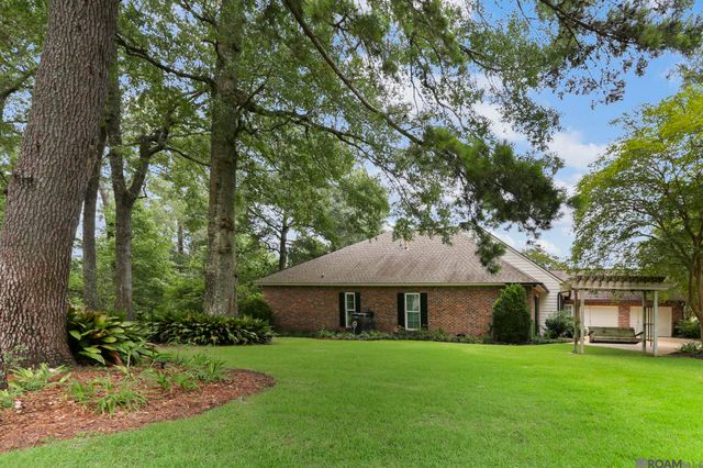 5845 S Shore Dr, Baton Rouge, LA 70817
