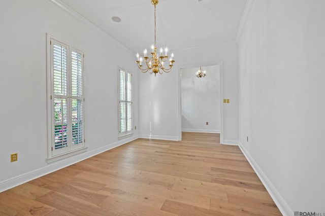 5845 S Shore Dr, Baton Rouge, LA 70817