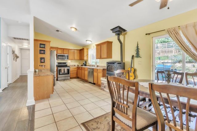 5012 Meadow Glen Dr, Grizzly Flats, CA 95636