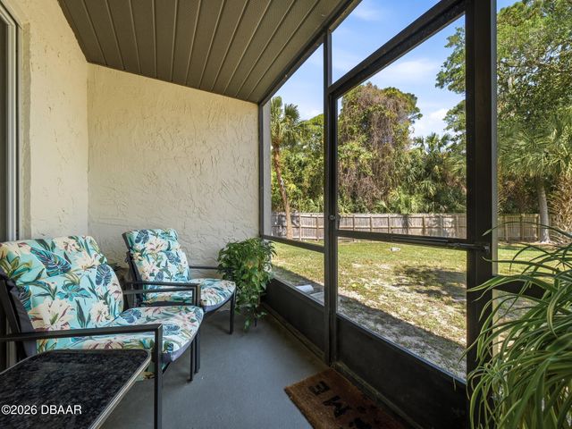 420 Banana Cay Dr Apt A, South Daytona, FL 32119